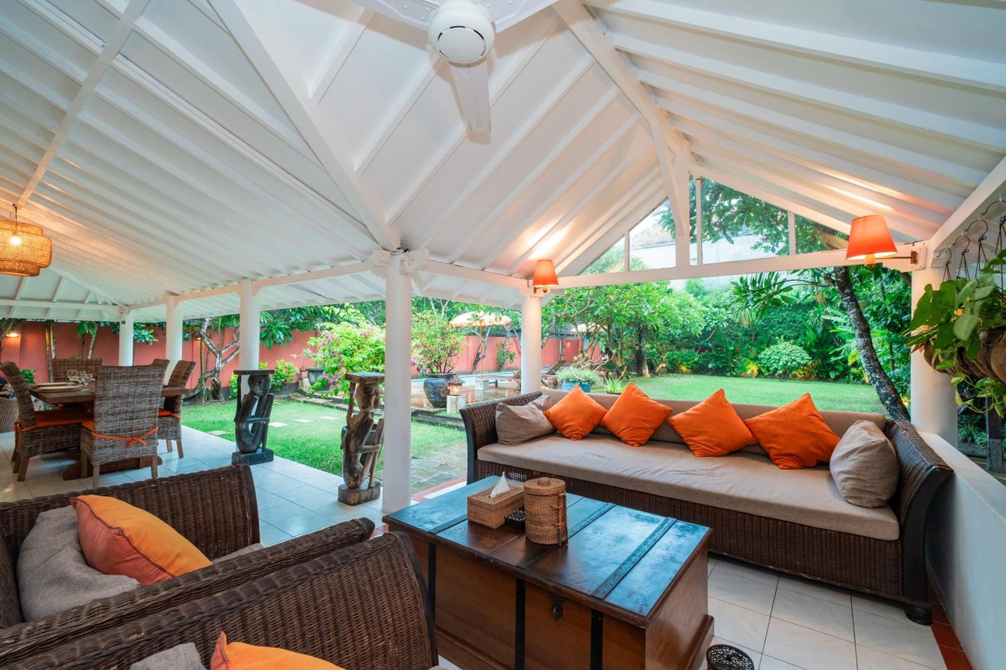 Seminyak Villa Kubuku Exterior photo